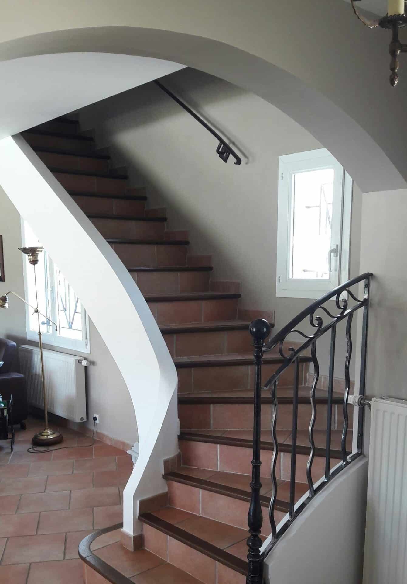 Rampe d'escalier intérieur en acier design industriel