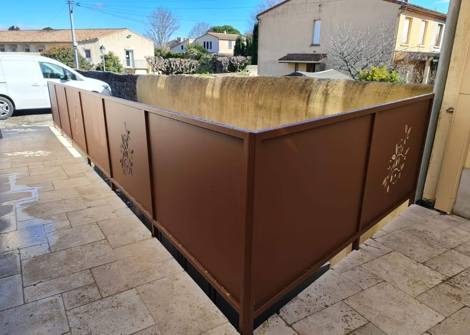 Grille de clôture décorative acier thermolaqué gris