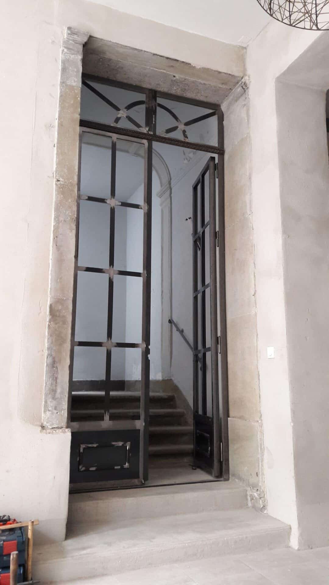 Menuiserie acier profile fin (fineline) posée à Narbonne