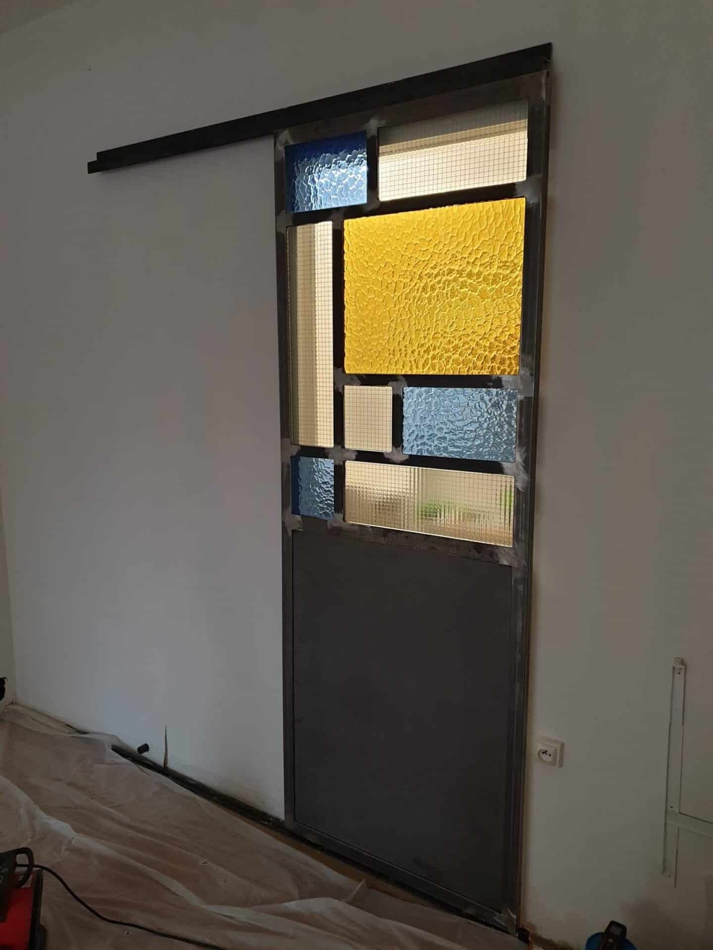 Porte-fenêtre métallique style industriel sur mesure