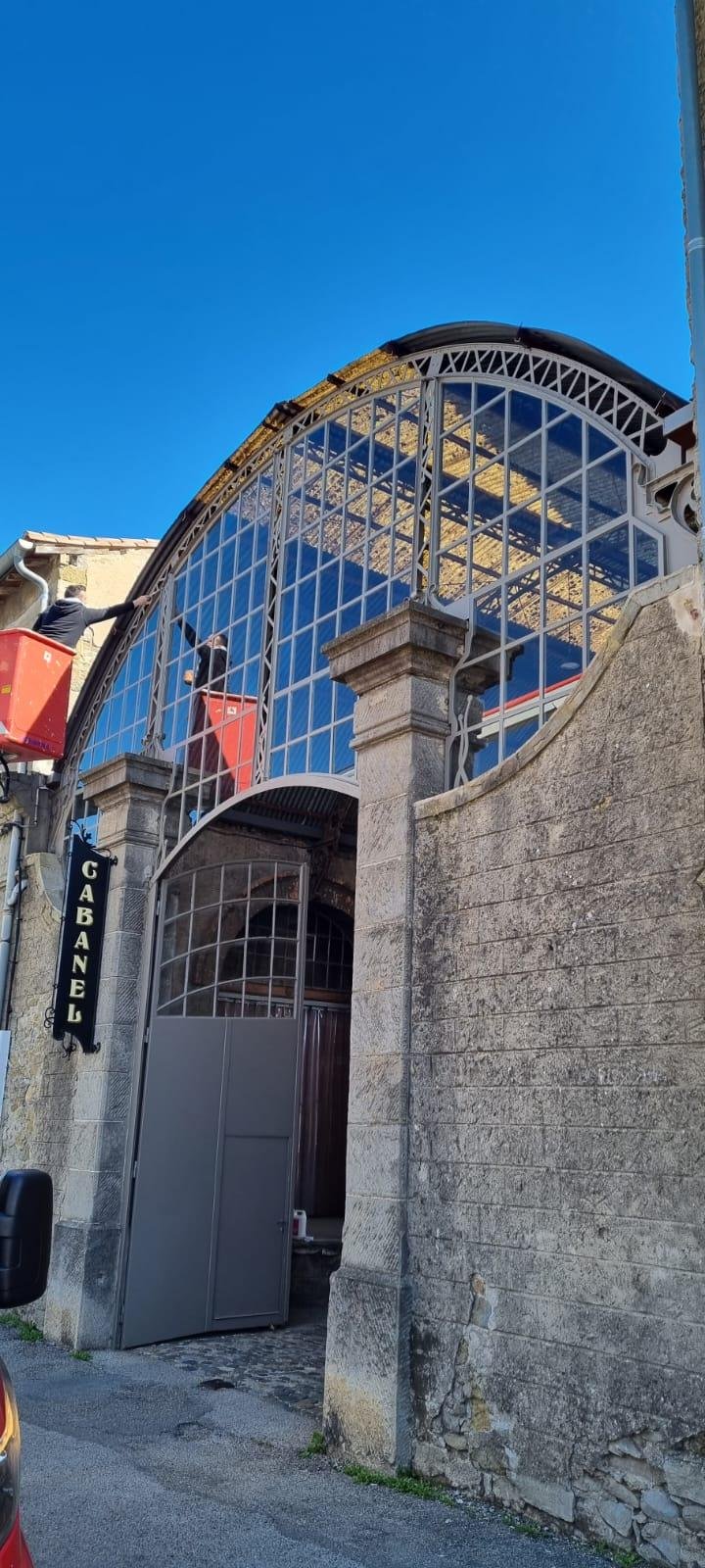 Menuiserie acier profile fin (fineline) posée à Narbonne