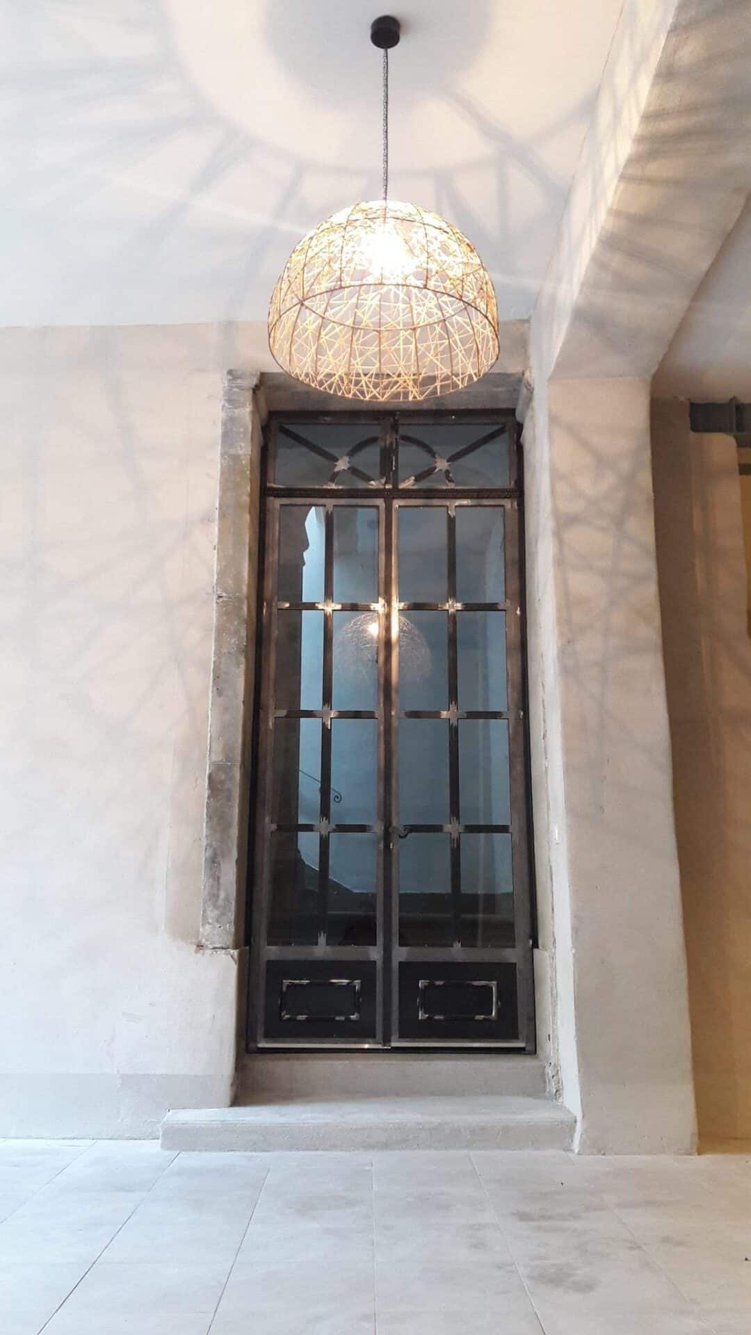 Verrière cuisine sur mesure artisan ferronnier Aude