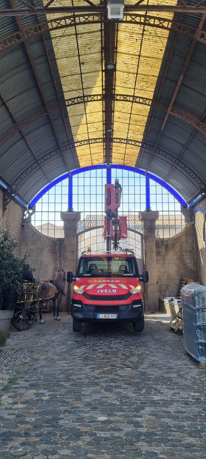 Fenêtre en fer forgé rénovation mas audois