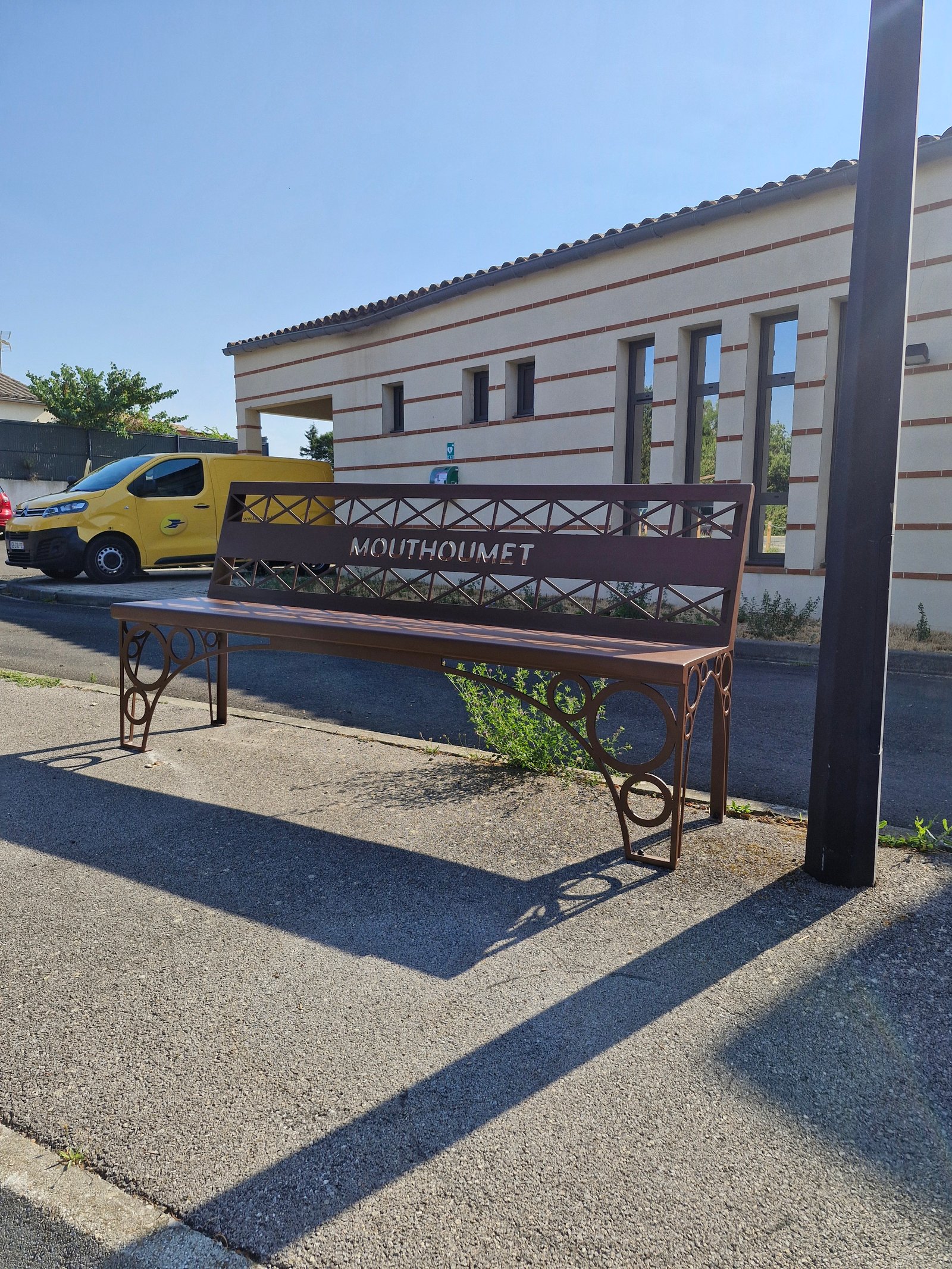 Comptoir accueil magasin structure acier noir Carcassonne