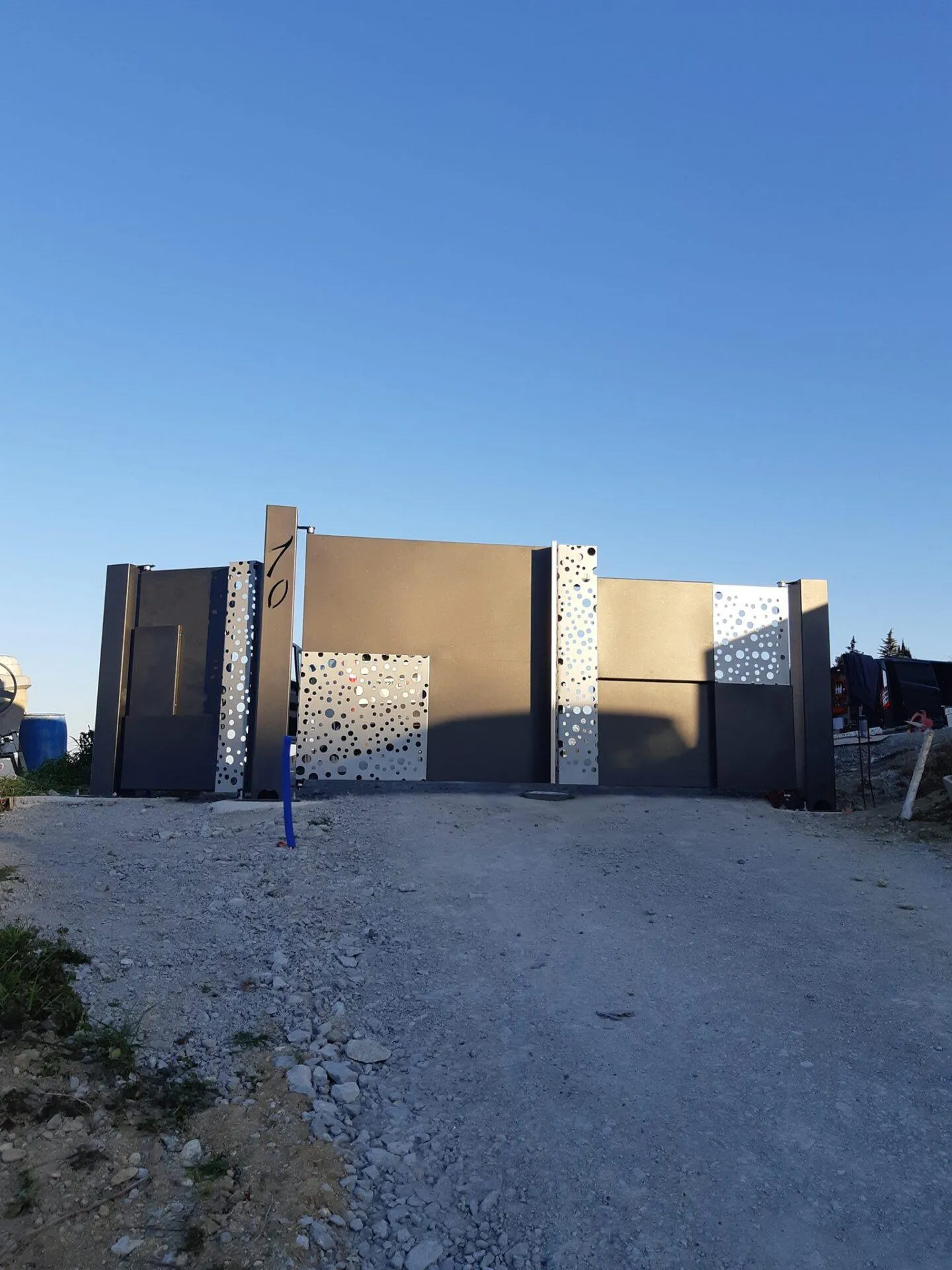 Portail battant 2 vantaux en acier style traditionnel Limoux